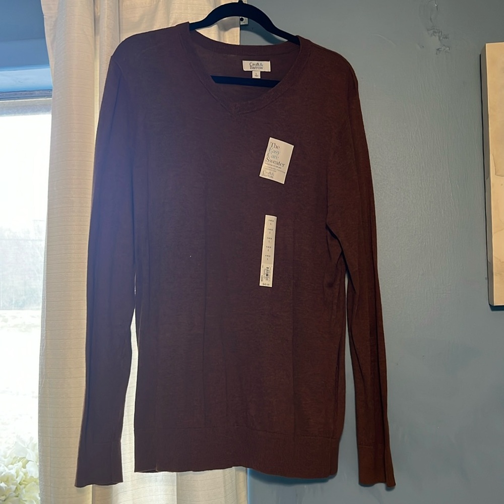 NEW Croft & Barrow burnt orange V neck men’s sweater